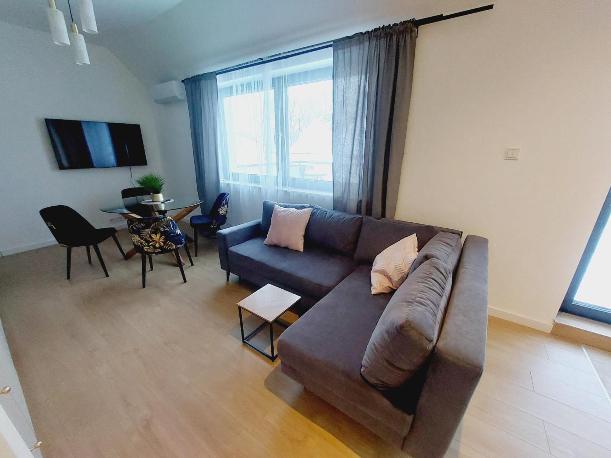 Komfortowe Mieszkanie, Duzy Taras, Bezplatny Parking, Awg Apartments — Zdjęcia 1